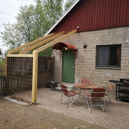 Апартаменты Kaikulan Tila, Uusi Saunallinen Vanhassa Navetassa *