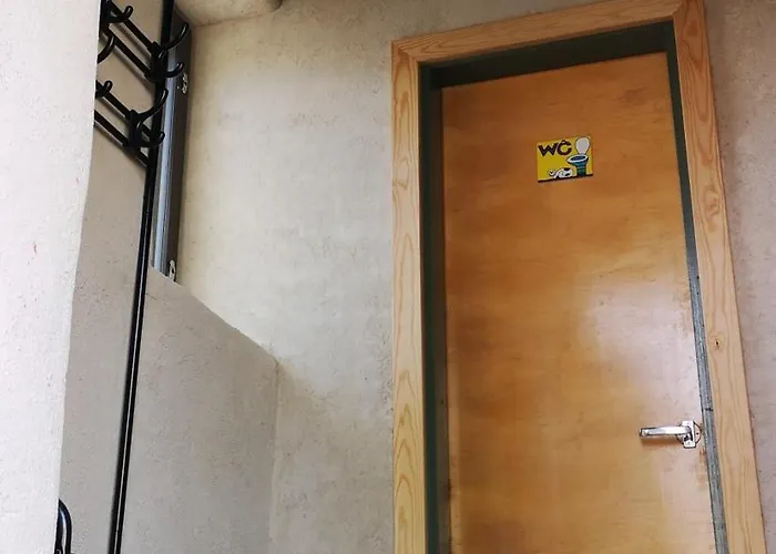 Kaikulan Tila, Uusi Saunallinen Vanhassa Navetassa Lägenhet